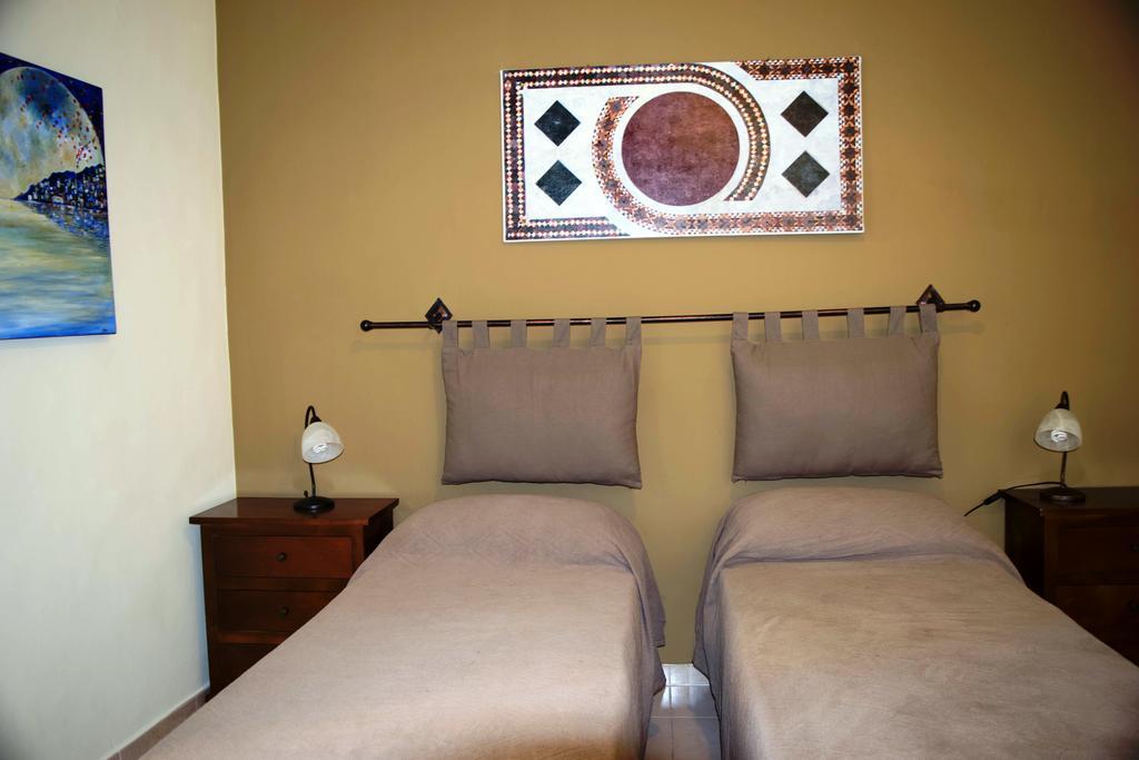 Il Guiscardo B&B Salernes Extérieur photo